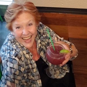 Meet your Posher, Debra